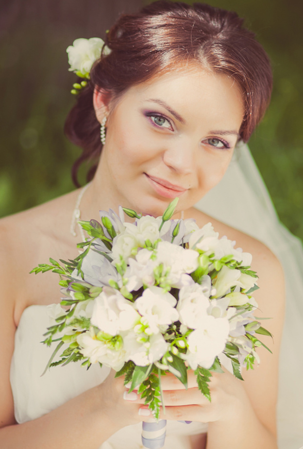 عالجي مشكلة الكلف قبل زفافك