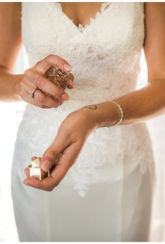 انواع العطور المناسبة للعروس تختلف بحسب فصول السنة