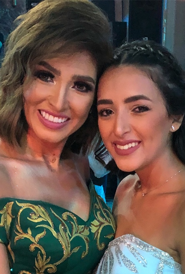 روجينا تحتفل بعيد ميلاد ابنتها الشابة