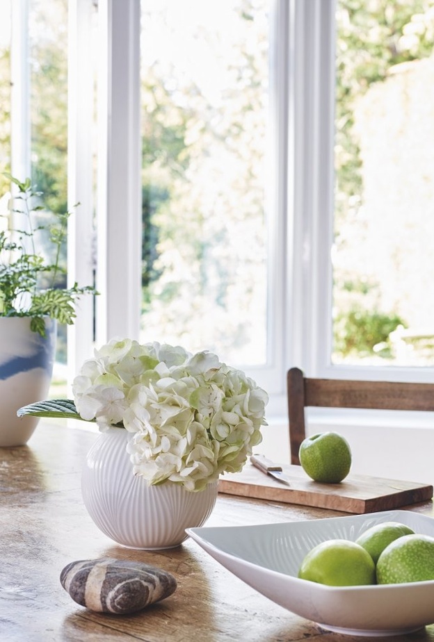 منتجات خزف اليشب التقليدية المزخرفة