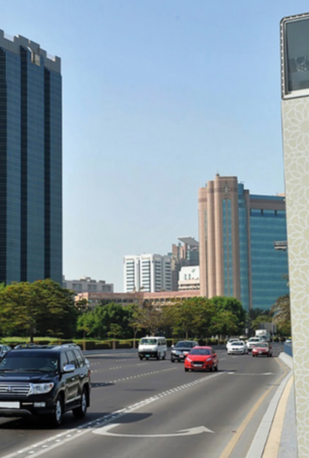 كاميرات التقاطعات ترصد السائقين المخالفين. أرشيفية "المصدر"