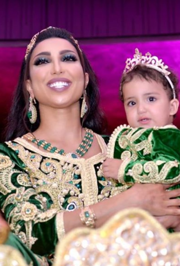 دنيا بطمة تحتفل بعيد ميلاد ابنتها باجواء أسطورية