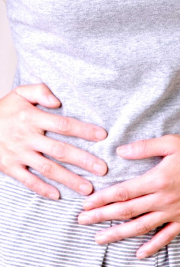  التهاب الزائدة الدودية يسبب ألم في البطن