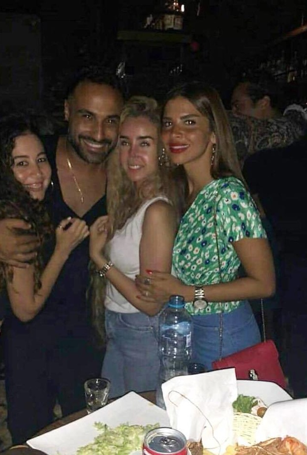 هنا الزاهد واحمد فهمي