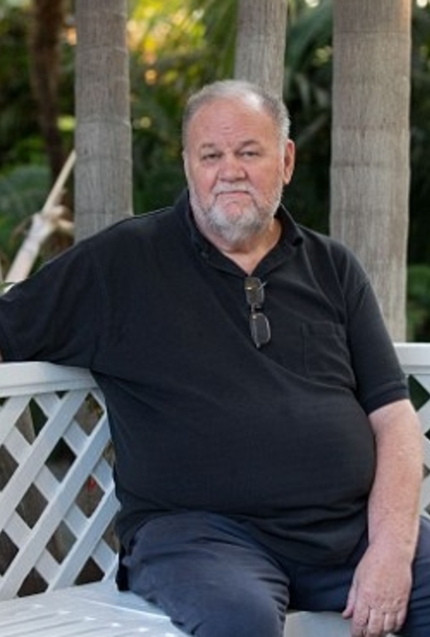 والد ميغان ماركل كلم الأمير هاري تليفونيا عدة مرات