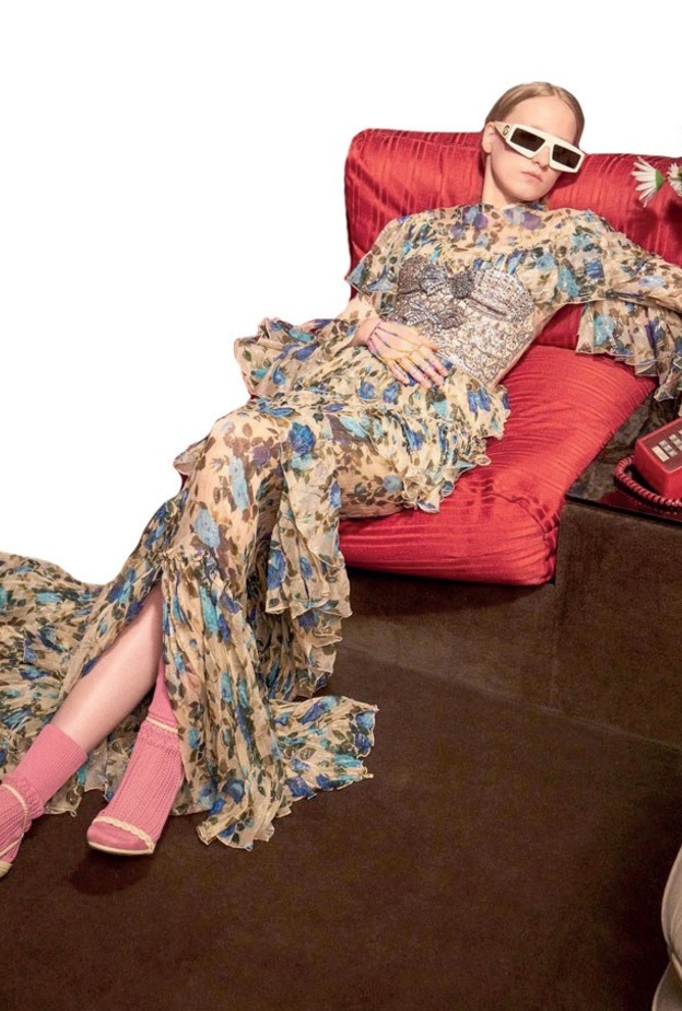 إطلالة من Elie Saab