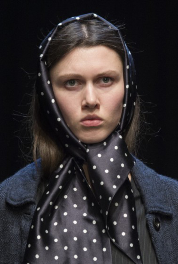  Philip Lim من التّصاميم الاتي تجعل إطلالتك أكثر نعومة