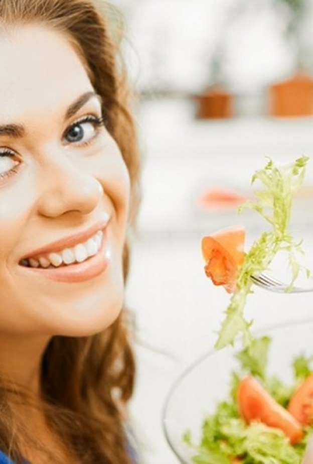 الطعام الصحي مهم لتعزيز المناعة بعد العودة من الحج