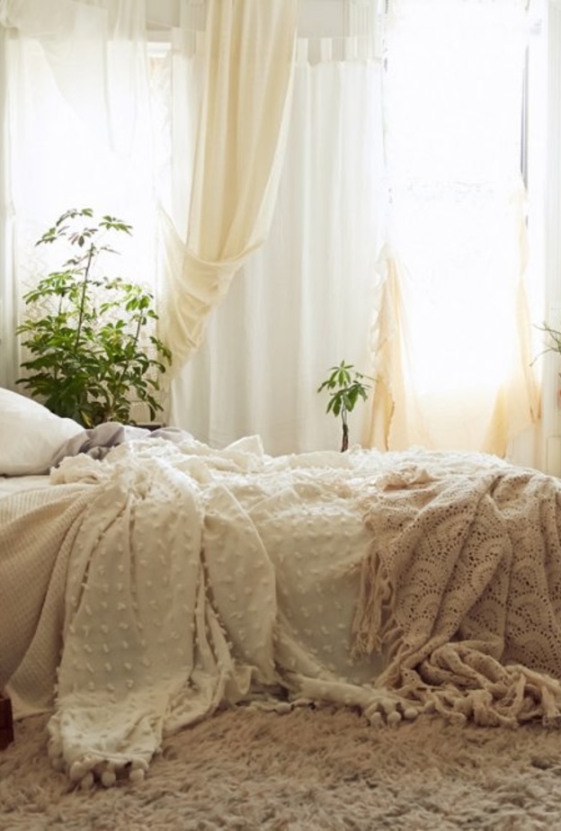 سجادة مميزة في ديكور غرفة نوم بالستايل البوهيمي