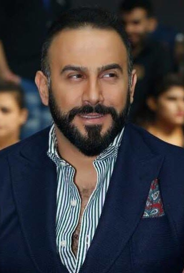 رسائل متبادلة بين نادين نجيم وقصي خولي