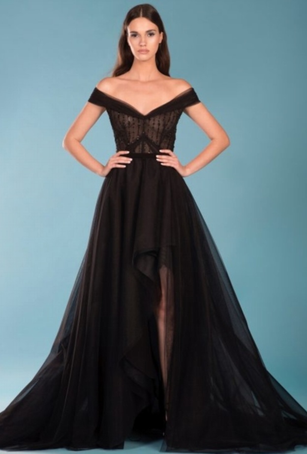 اجمل فساتين الخطوبة الناعمة للعروس