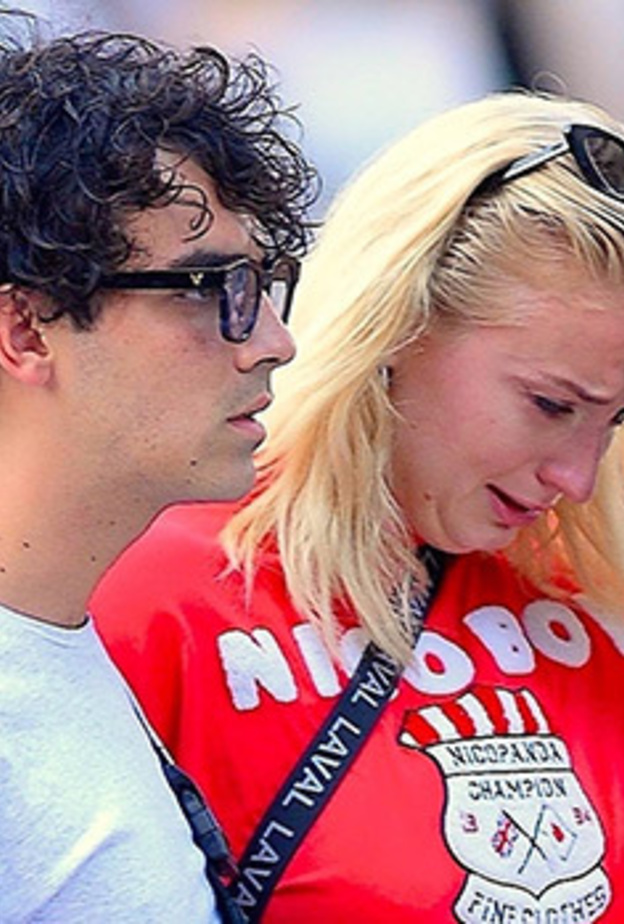 صوفي تيرنر و جو جوناس