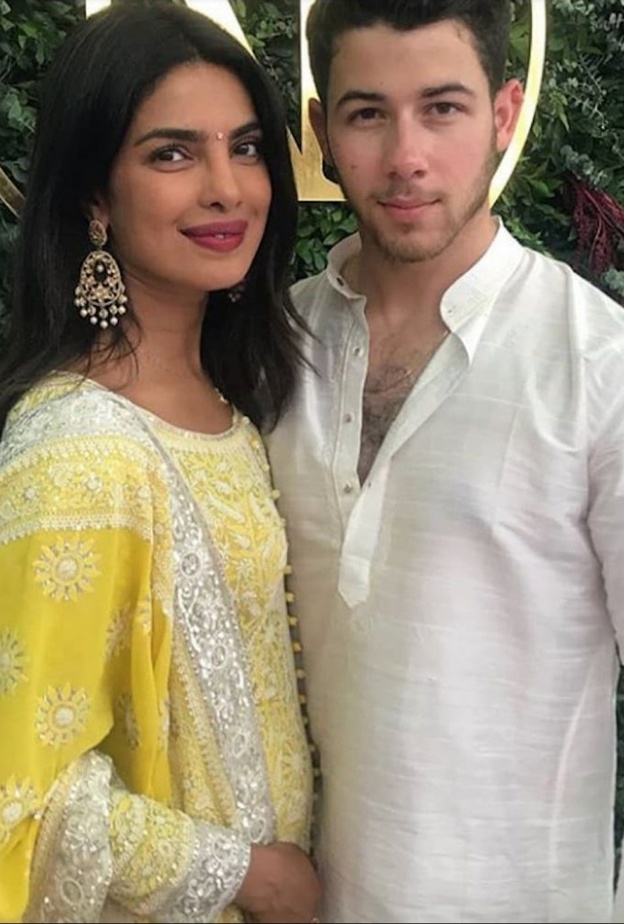 عائلة نيك جوناس وصلت إلى مومباي لحضور حفل الخطوبة