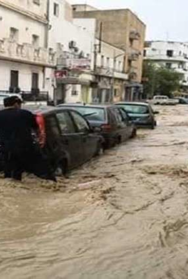 الجيش يتدخل لإنقاذ سكان بنزرت من الفيضانات الجارفة