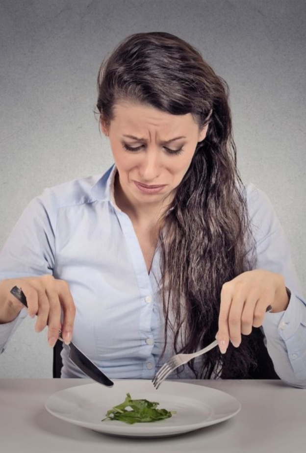 النسيان والدوار من أعراض نقص فيتامين ب 12