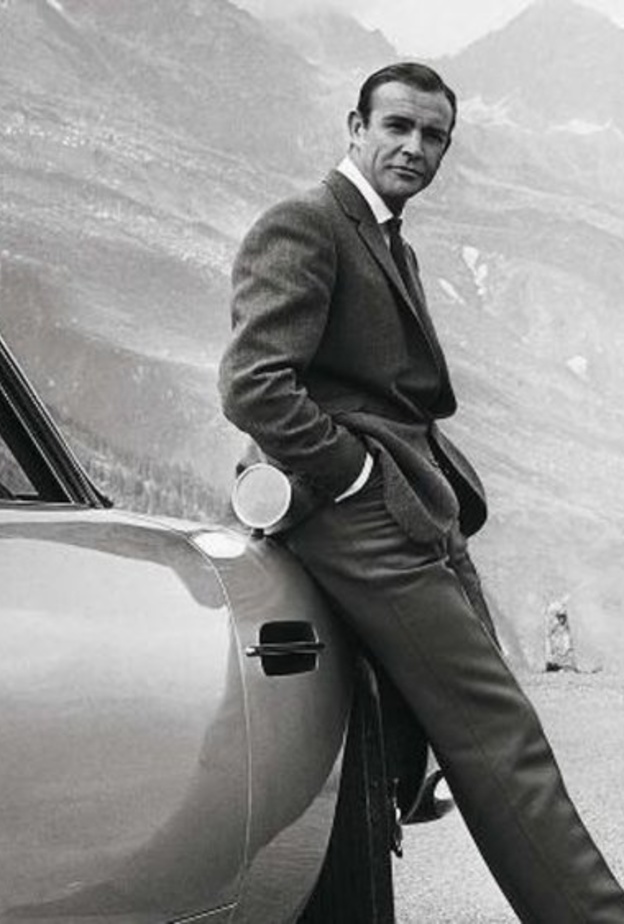 من فيلم جيمس بوند