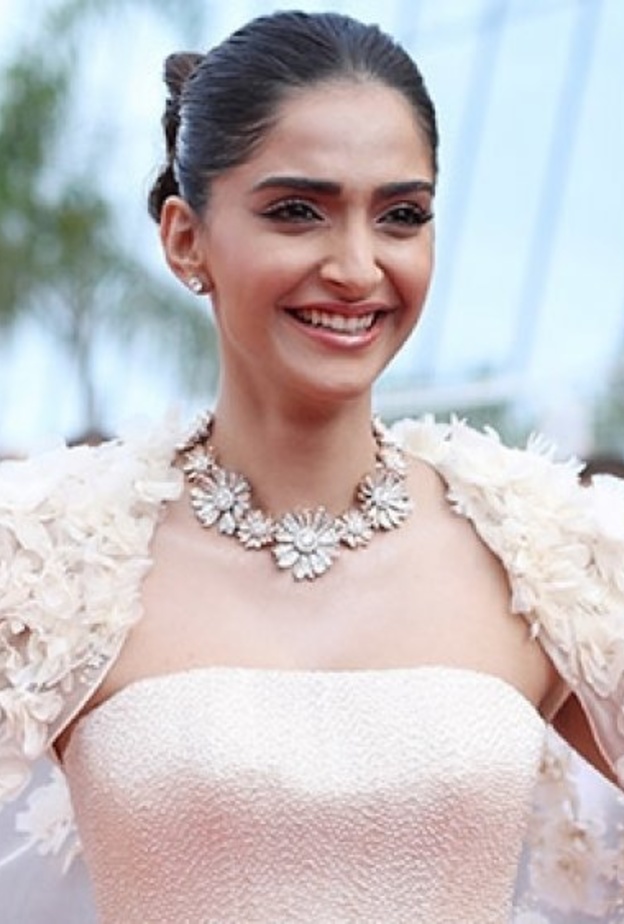  فيلم سونام كابور الجديد من إخراج أبهيشك شارما