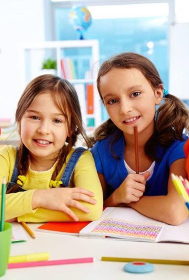 خطوات هامة لتحقيق النجاح والتفوق الدراسي للأبناء 