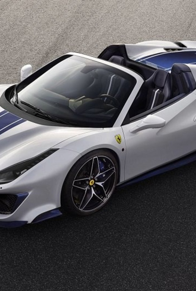 الطراز الـ 50 ذات السقف القابل للكشف