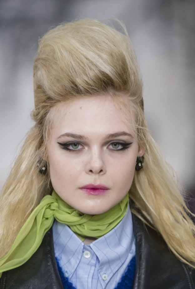 مكياج عيون باللون الأخضر لشتاء 2019 من دار شانيل Chanel