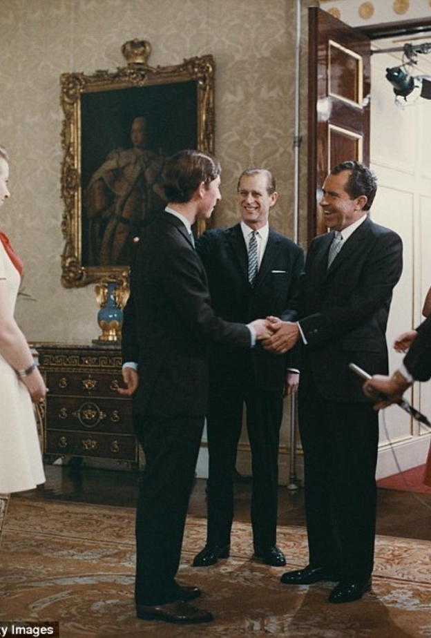 قصة الفيلم الوثائقي الذي تكرهه ملكة بريطانيا