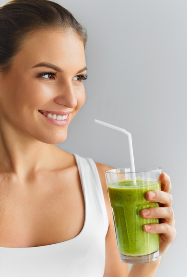 مشروب سحري ينظف الجسم من السموم