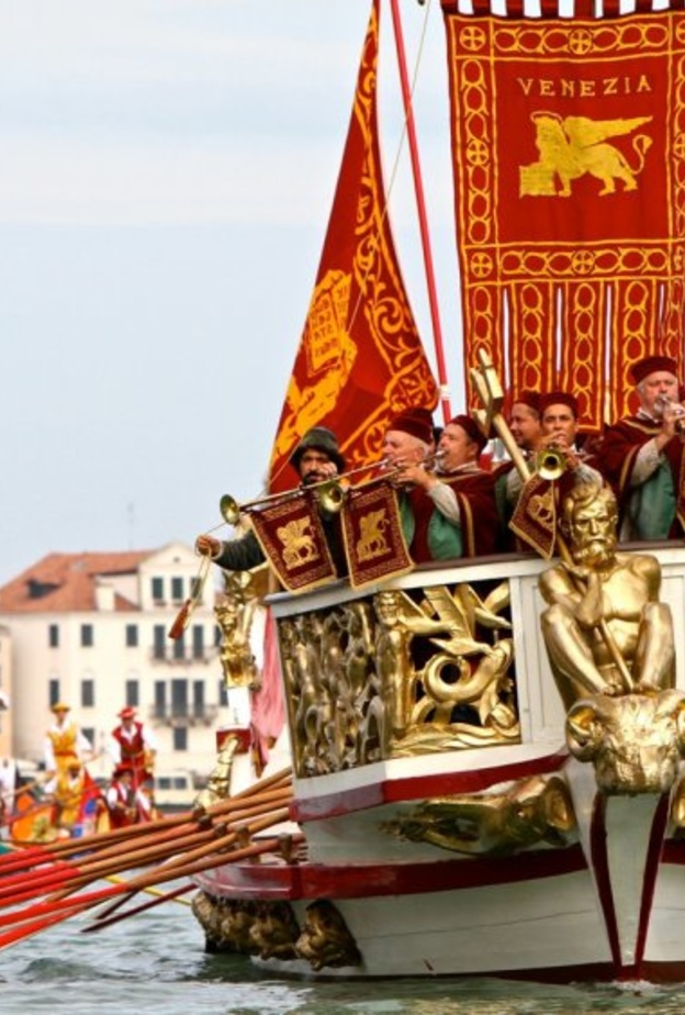 من مهرجان Regata Storica