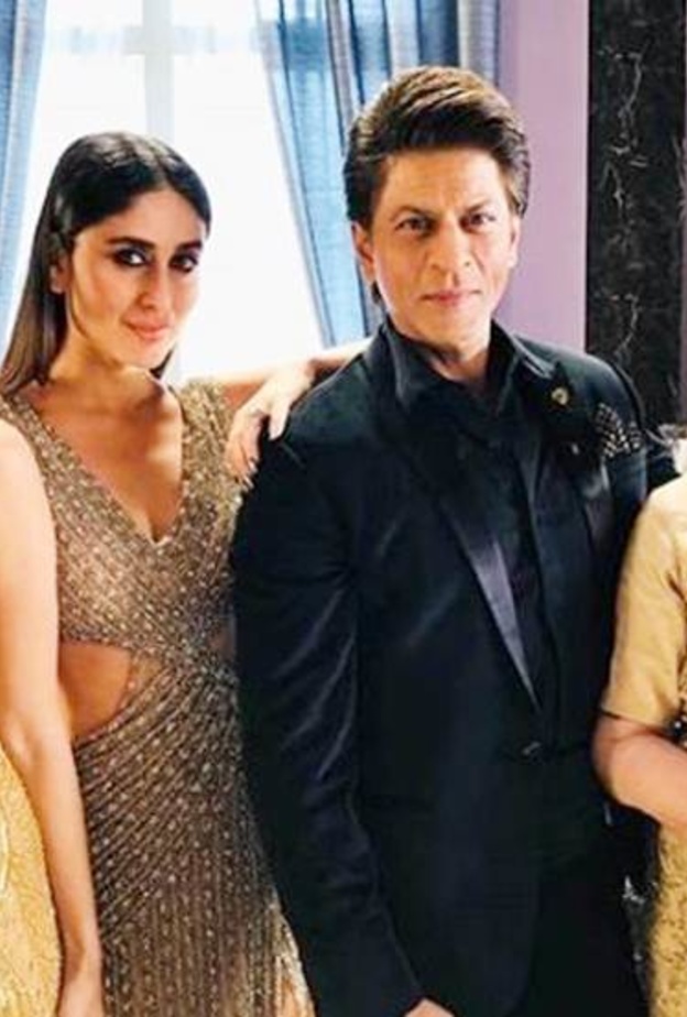 شاروخان ينشر صورة رباعية