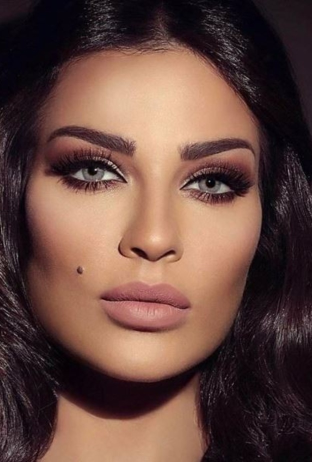 نادين نسيب نجيم