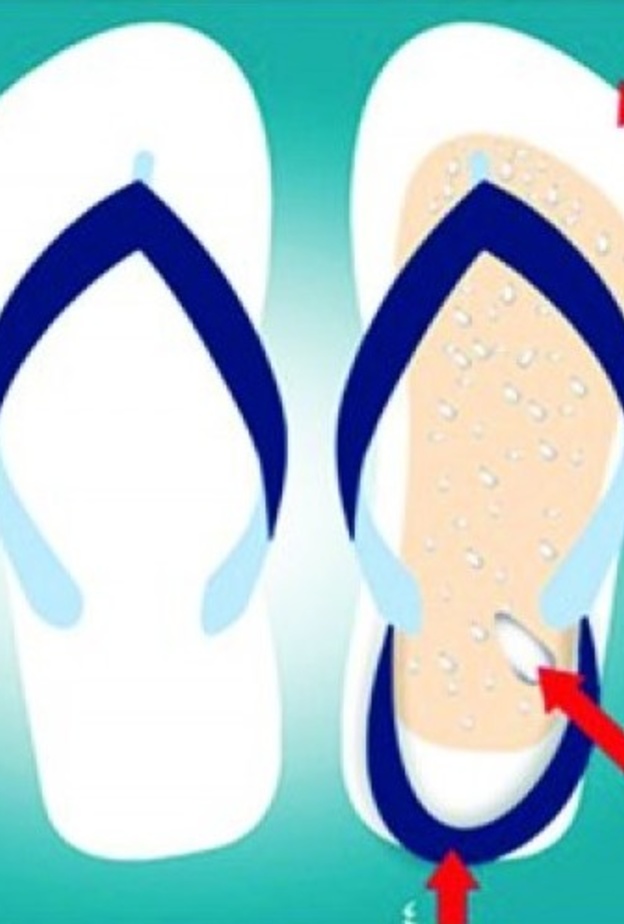 يلامس الحذاء باطن القدم في أثناء المشي