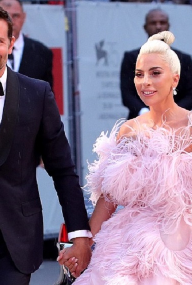 ليدي جاجا وبرادلي كوبر