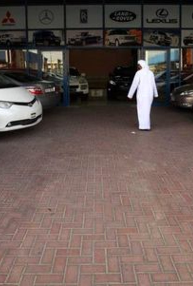 الإمارات.. تعرف على شرط  تأمين وصيانة السيارة في الوكالة