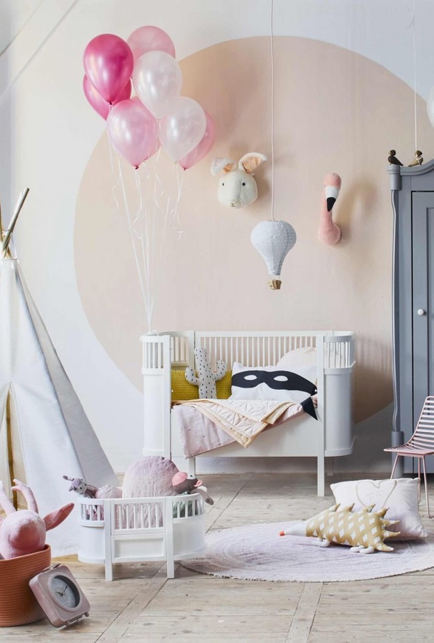 ديكور غرف أطفال باللون الأبيض