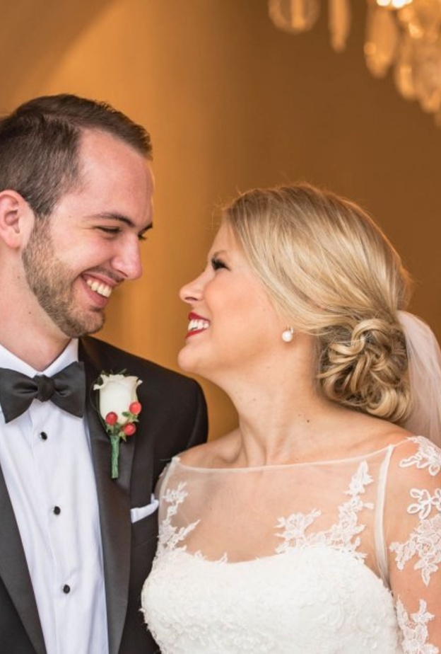 خذي موعد مسبق قبل زيارة العروسين في منزلهما الزوجي