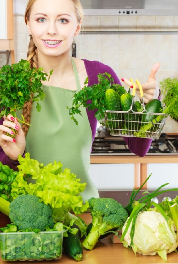 كيفية حفظ الأعشاب الخضراء طازجة