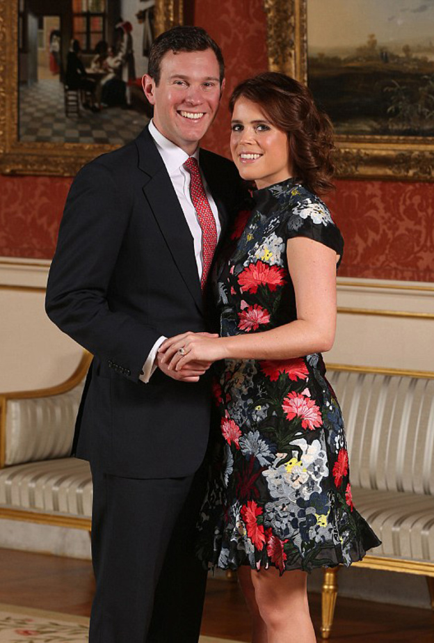 هل قام أحد هؤلاء المصممين بتصميم فستان زفاف الأميرة يوجين