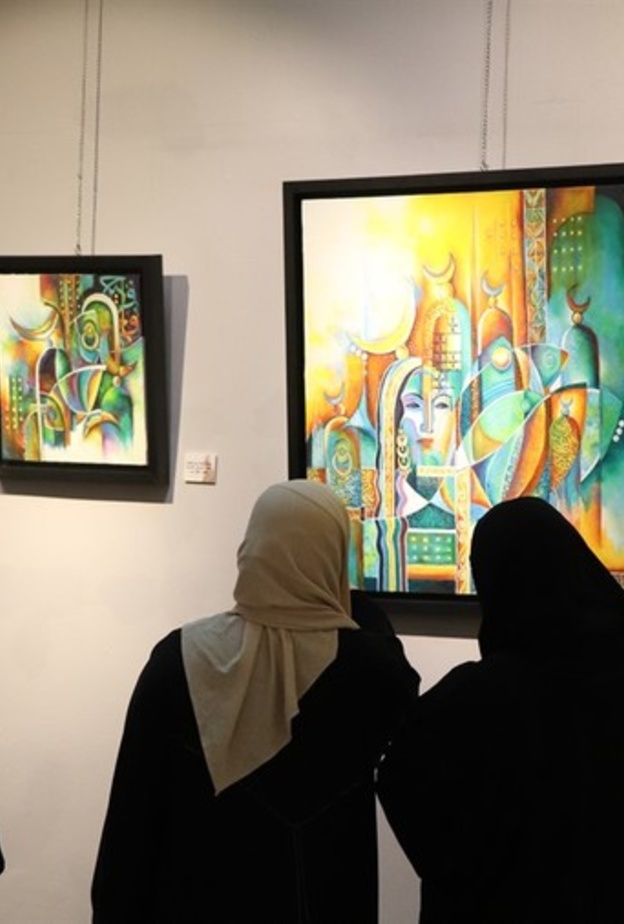 من لوحات المعرض التشكيلي مقامات