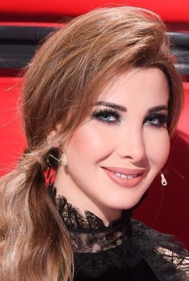 روان بن حسين بمكياج عيون لامع