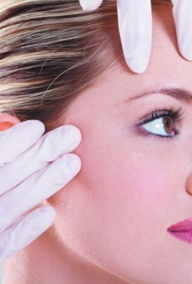 مركز طبي في دبي يجري عمليات تجميل دون ترخيص 