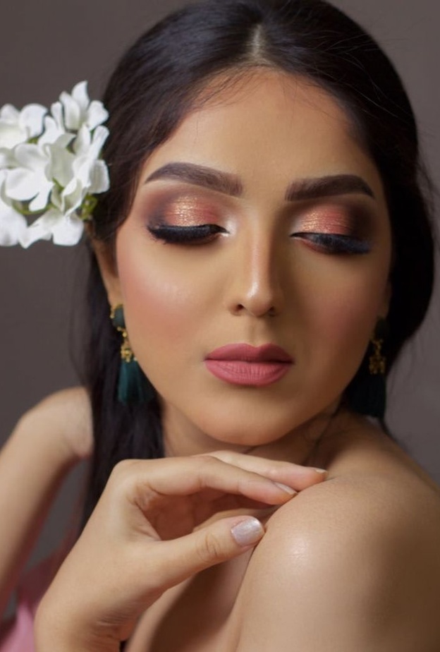 من مكياج خبيره التجميل حنان سالم