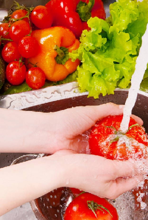 غسل الفواكه و الخضار يقي من مرض الكوليرا