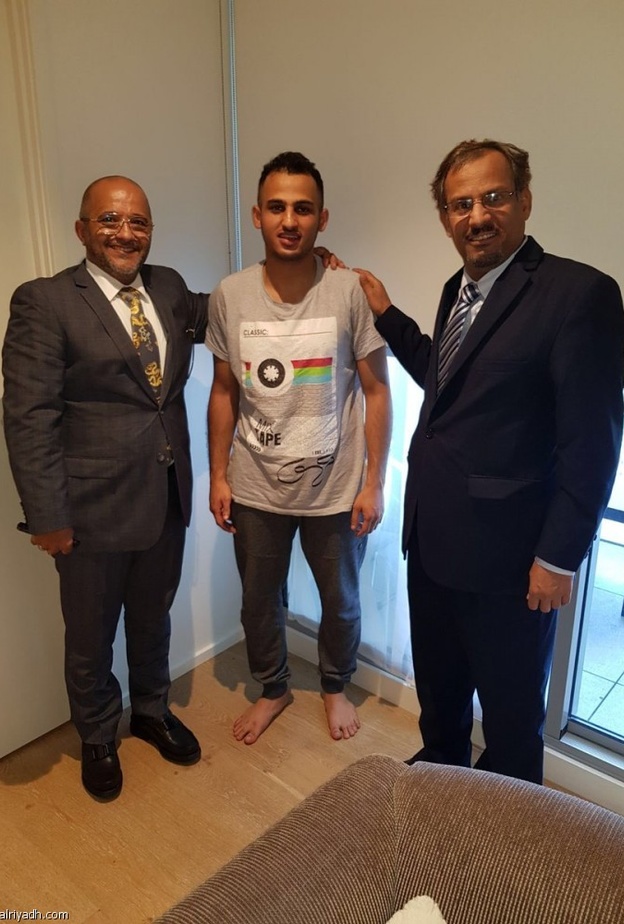  الملك سلمان يكرم ذوي ذيب اليامي وجاسر الراكة رحمهم الله