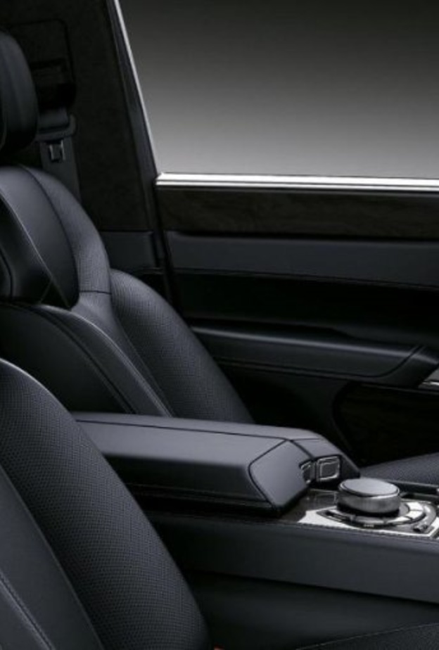 "أوروس سنات" النسخة الروسية من "رولز رويس" البريطانية