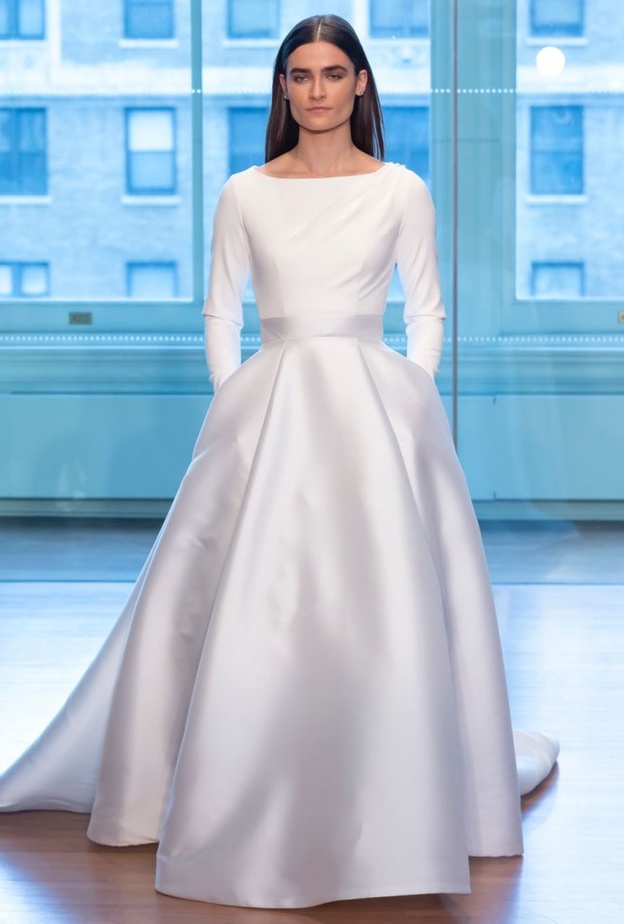 فستان من anne barge 2019