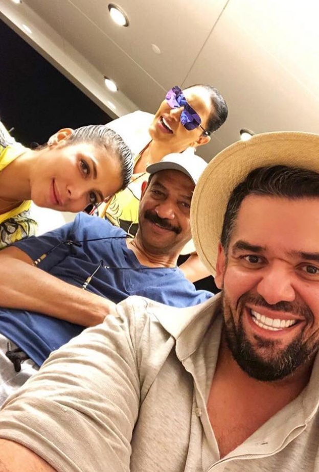 سيلفي النجوم يجمع حسين الجسمي وأصالة نصري وعبادي الجوهر وأحلام