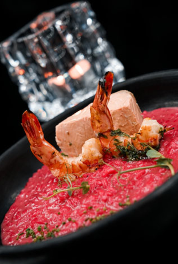 القائمة الوردية من "جاتشو يهتم"