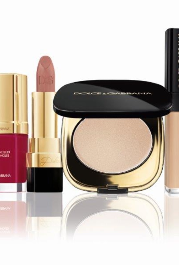 مجموعة Glow in Rome من Dolce & Gabbana تغمركِ بضوء خفيف لبداية الخريف