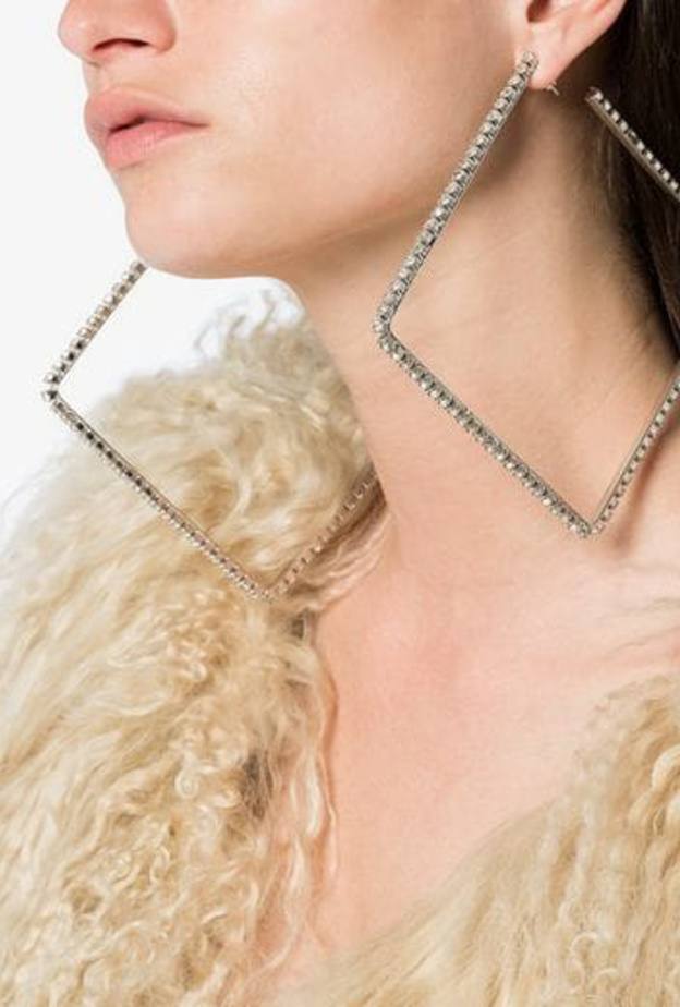 اقراط مربعة بحجم كبير من علامة Area