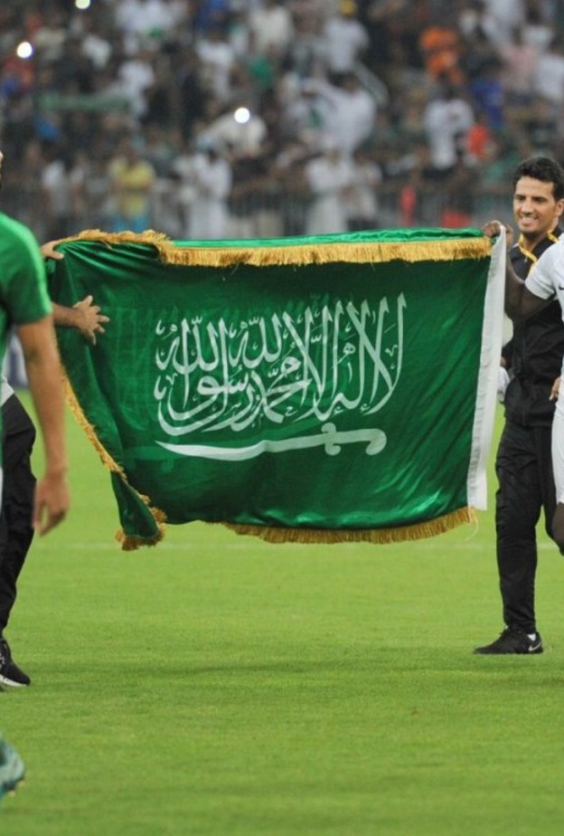 السماح بـ 8 لاعبين أجانب لكل فريق بشكل استثنائي