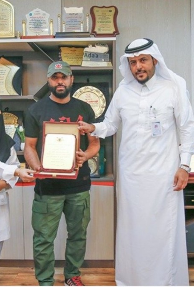 فريق بايكرز للدراجات النارية بكريك الممرضة سارة